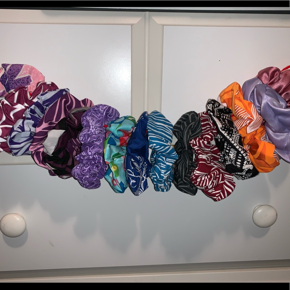 Hawaiian Print Scrunchies